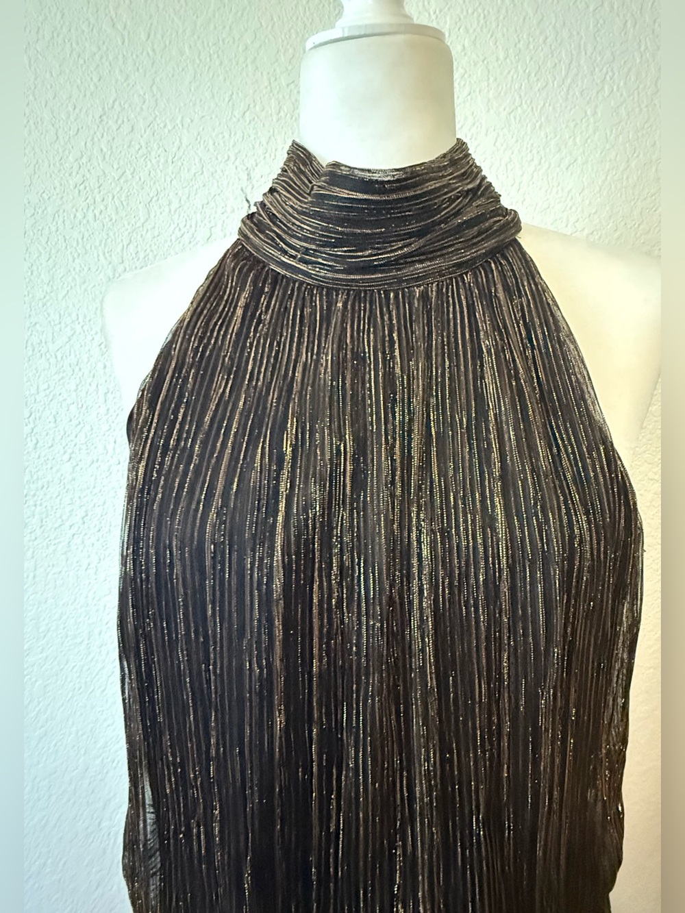 NWT Eliza J Metallic Pleated Maxi Dress Size 14 Black Gold Halter